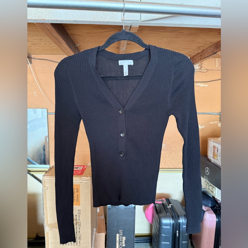 NWT. Leith Black Ribbed lightweight top. Purchased at Nordstrom.